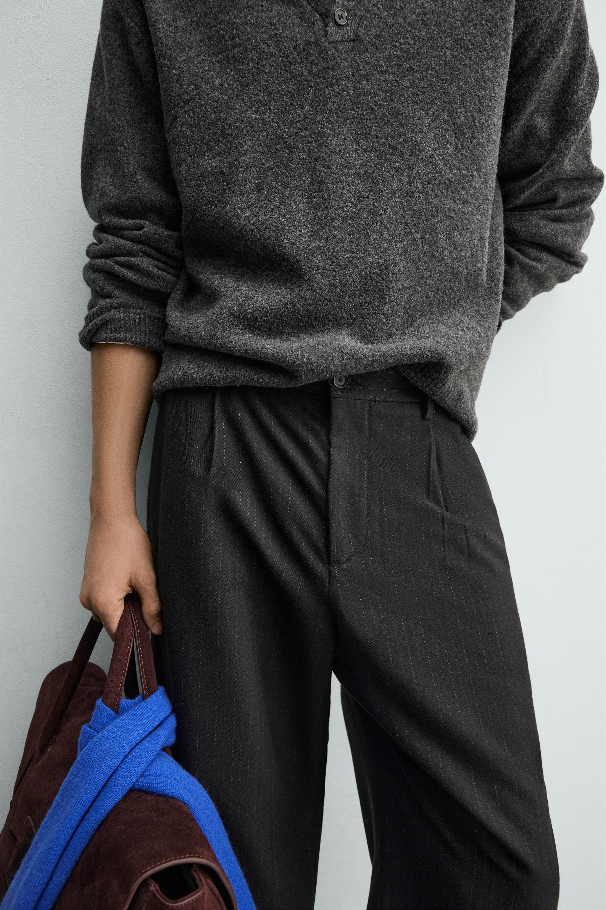 PINSTRIPE SUIT PLEATED PANTS